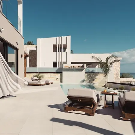 Orien, Seaside Luxury *